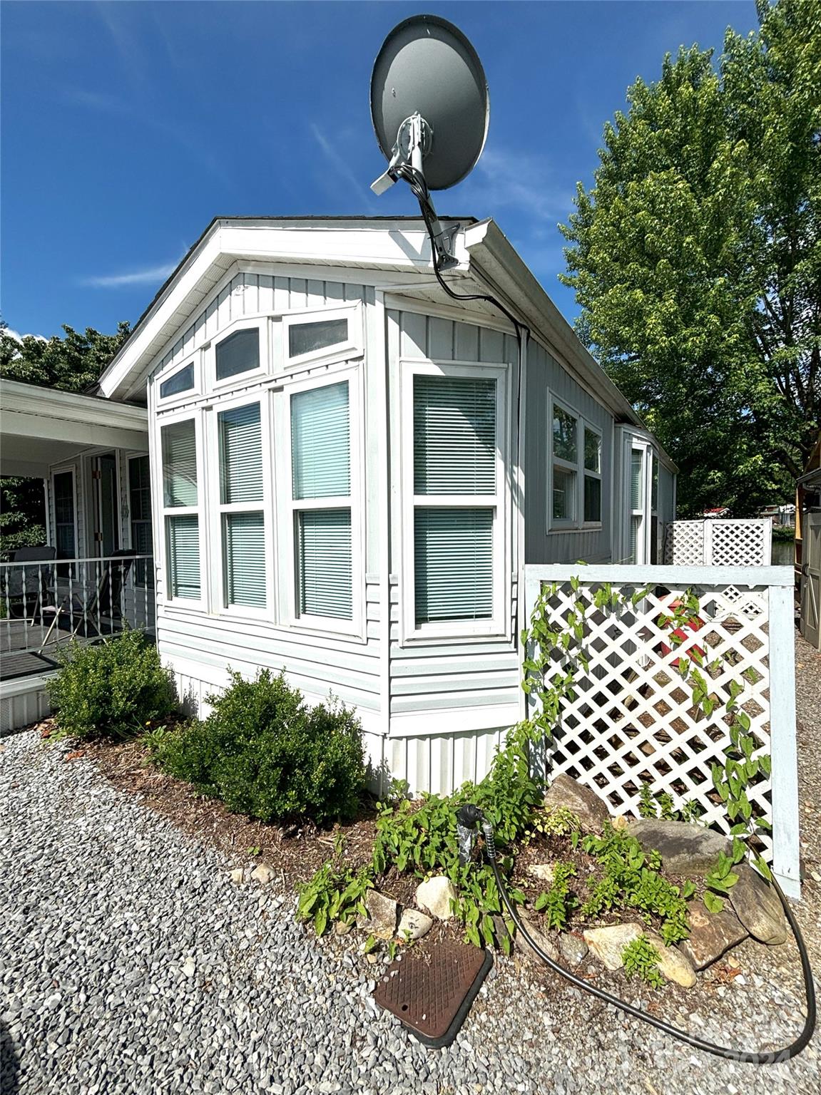306 Mallard Loop Waynesville, NC 28785 - Photo 27 of 34 a front view of a house