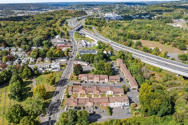 $130,000 | 35 Mountain Village Road, Unit 16, Waterbury, CT 06706