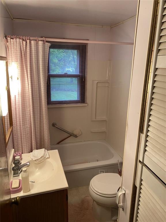 2125 Guffey Road North Huntingdon, PA 15642 - Photo 8 of 11 Gallery Image 8