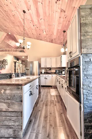 $385,000 | 323 South Truhn Road, Fowlerville, MI 48836