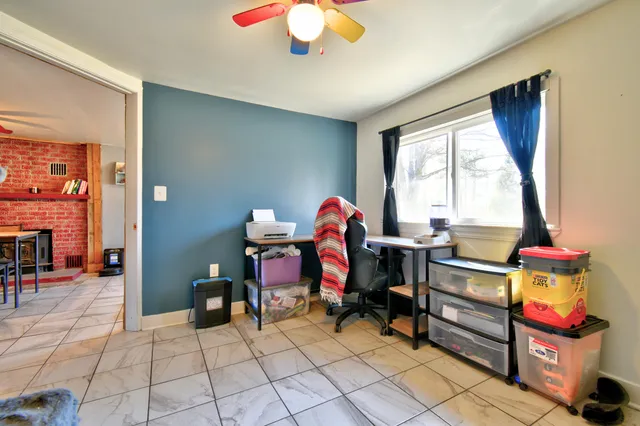 $385,000 | 323 South Truhn Road, Fowlerville, MI 48836