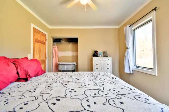 $385,000 | 323 South Truhn Road, Fowlerville, MI 48836