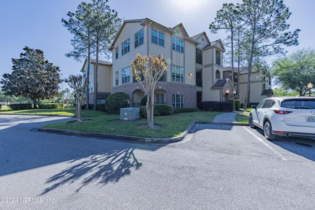 $1,500 | 7800 Point Meadows Drive, Unit 1232, Jacksonville, FL 32256
