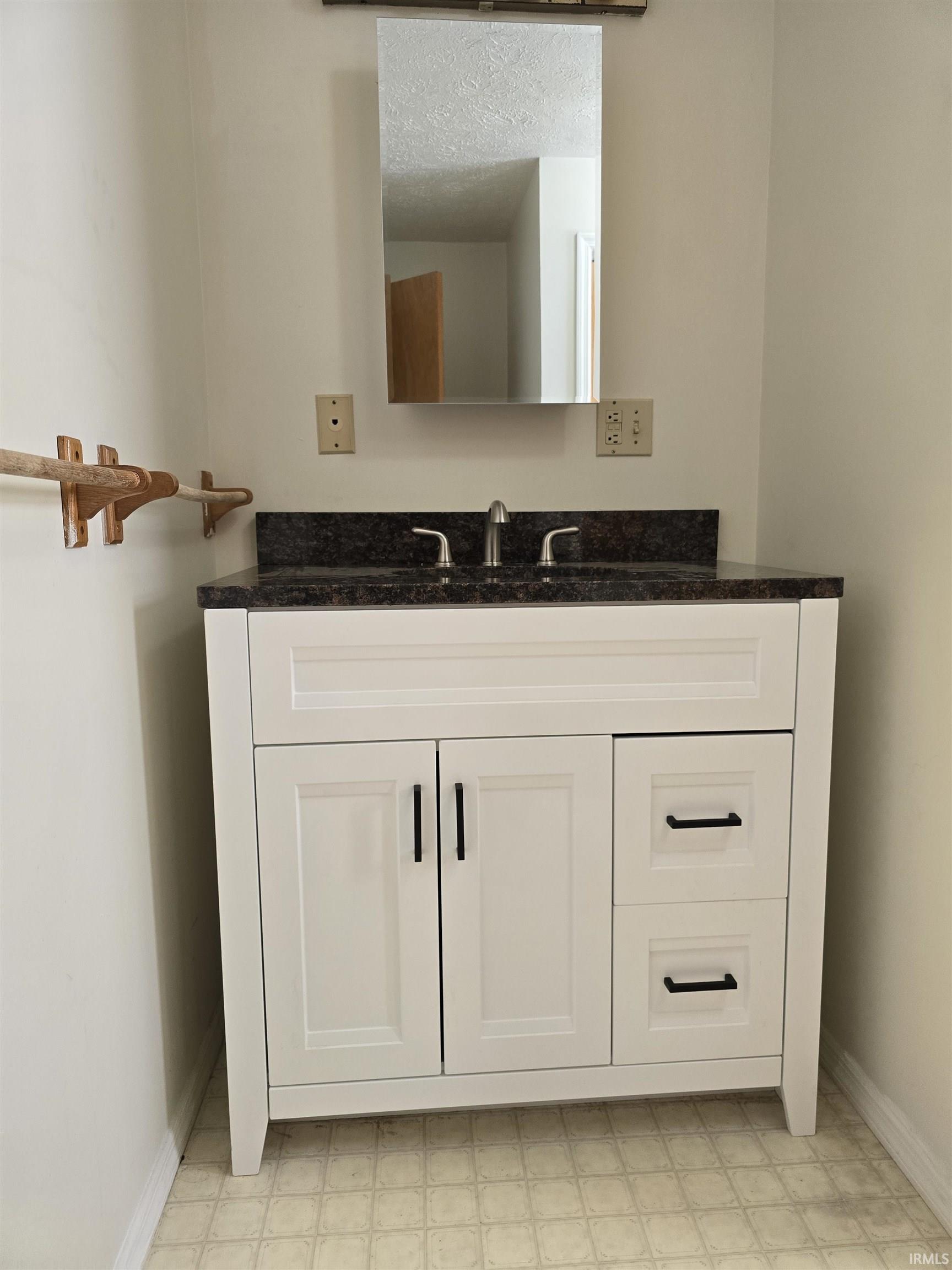 1123 West 11th Street Bloomington, IN 47404 - Photo 7 of 13