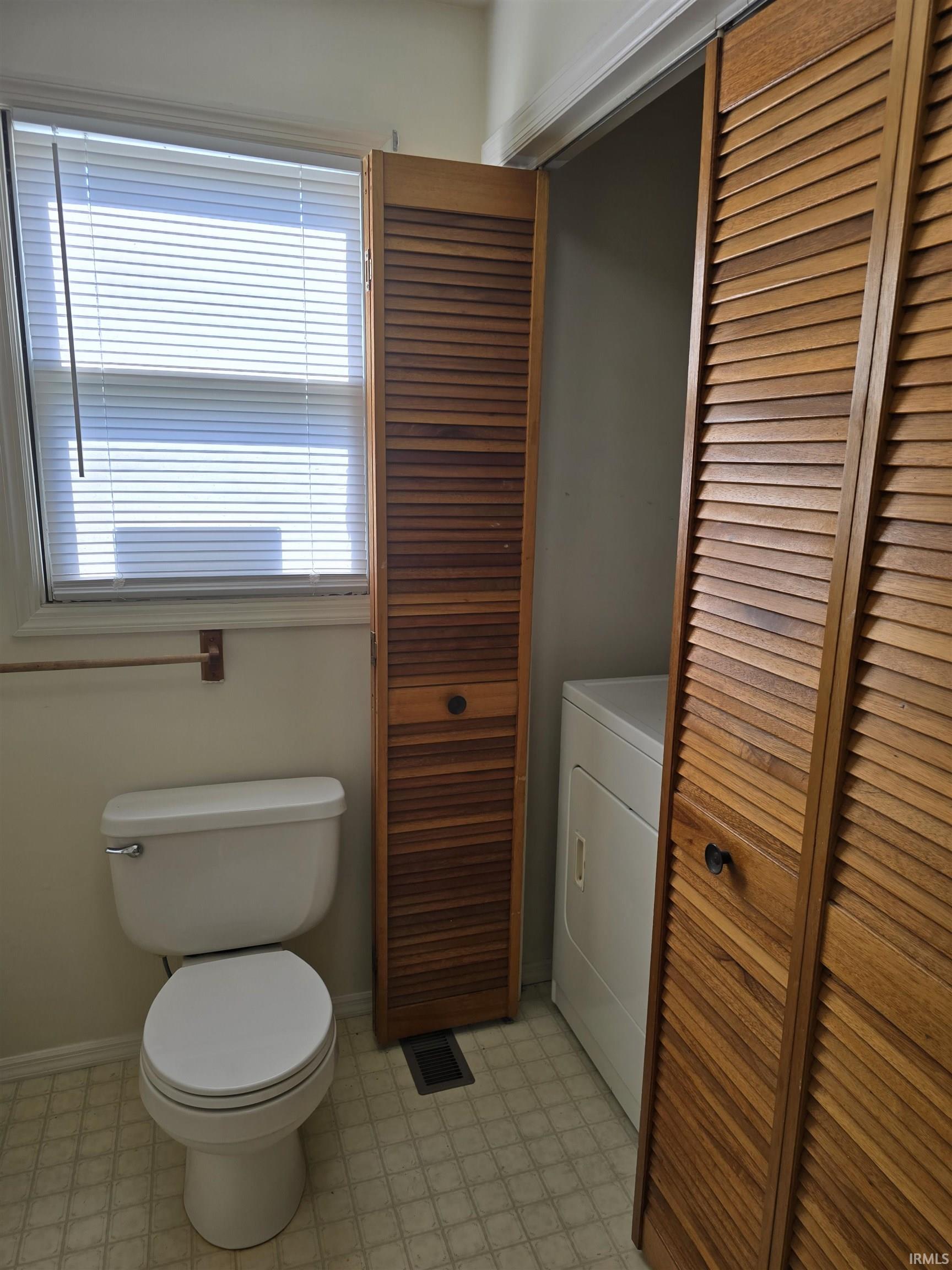 1123 West 11th Street Bloomington, IN 47404 - Photo 8 of 13