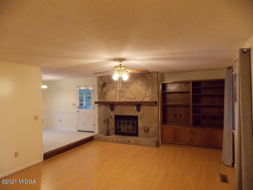 1208 Old Forsyth Road Macon, GA 31210 - Photo 11 of 19 P11