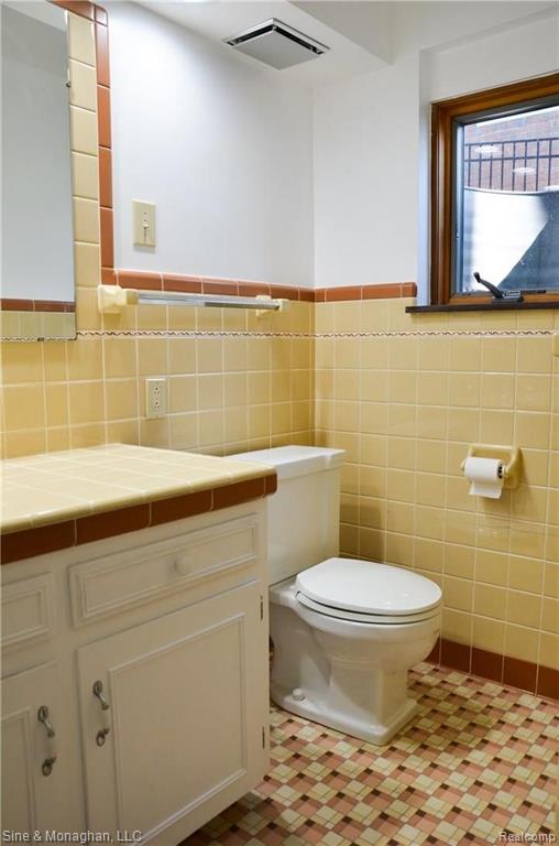 620 North Riverside Avenue St. Clair, MI 48079 - Photo 45 of 53
