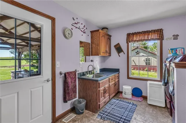 $599,900 | 5131 Northeast State Highway East, Weatherby, MO 64497