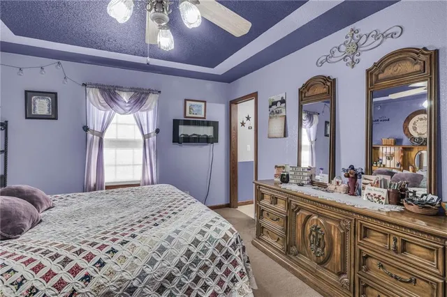 $599,900 | 5131 Northeast State Highway East, Weatherby, MO 64497