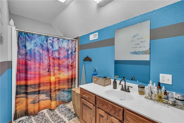 $599,900 | 5131 Northeast State Highway East, Weatherby, MO 64497