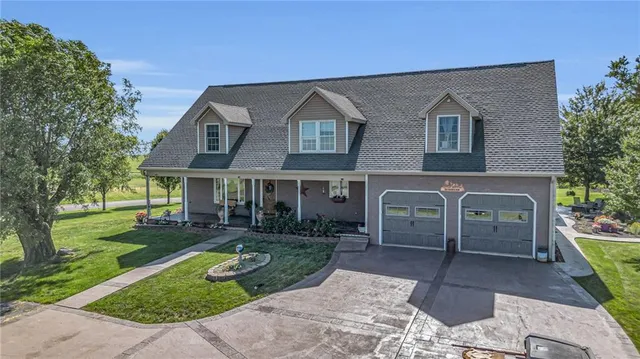 $599,900 | 5131 Northeast State Highway East, Weatherby, MO 64497