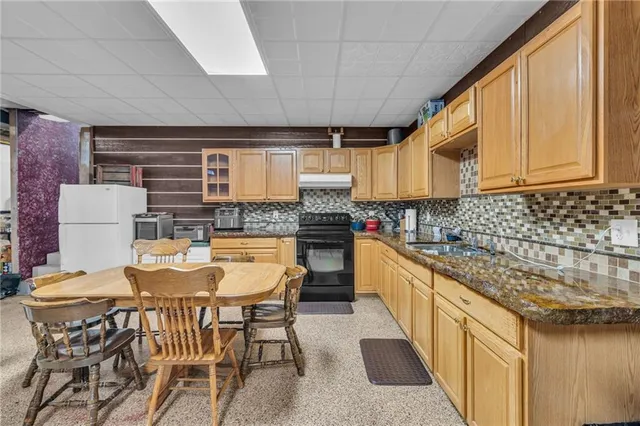 $599,900 | 5131 Northeast State Highway East, Weatherby, MO 64497