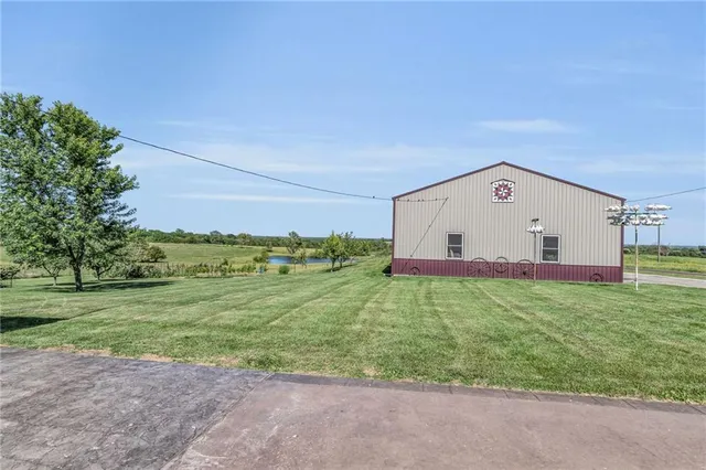 $599,900 | 5131 Northeast State Highway East, Weatherby, MO 64497