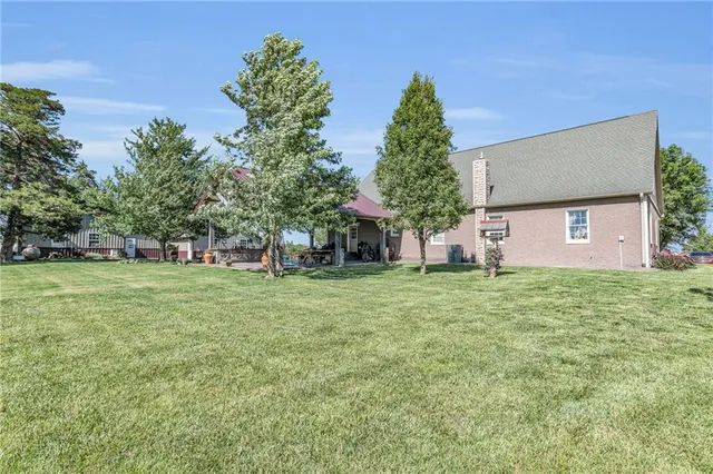 $599,900 | 5131 Northeast State Highway East, Weatherby, MO 64497