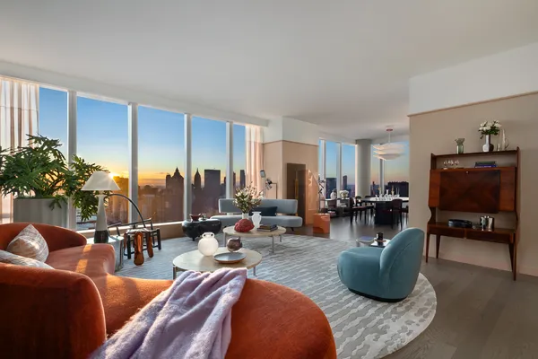 $6,450,000 | 252 South Street, Unit 77J | Two Bridges