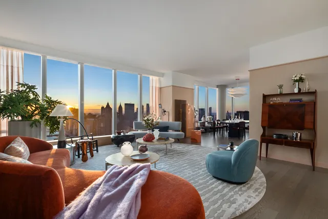 $6,950,000 | 252 South Street, Unit 77J | Two Bridges