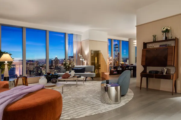 $6,450,000 | 252 South Street, Unit 77J | Two Bridges