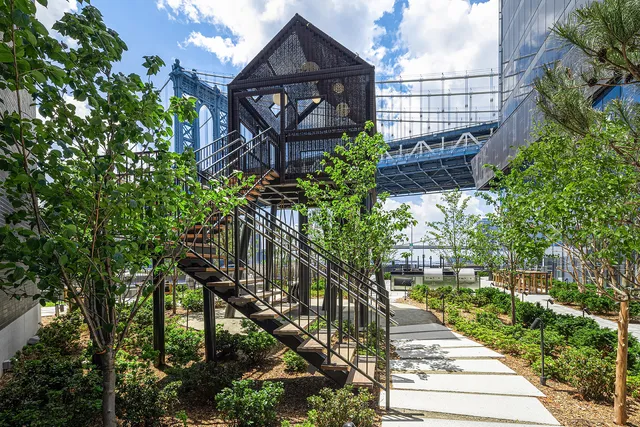 $6,950,000 | 252 South Street, Unit 77J | Two Bridges