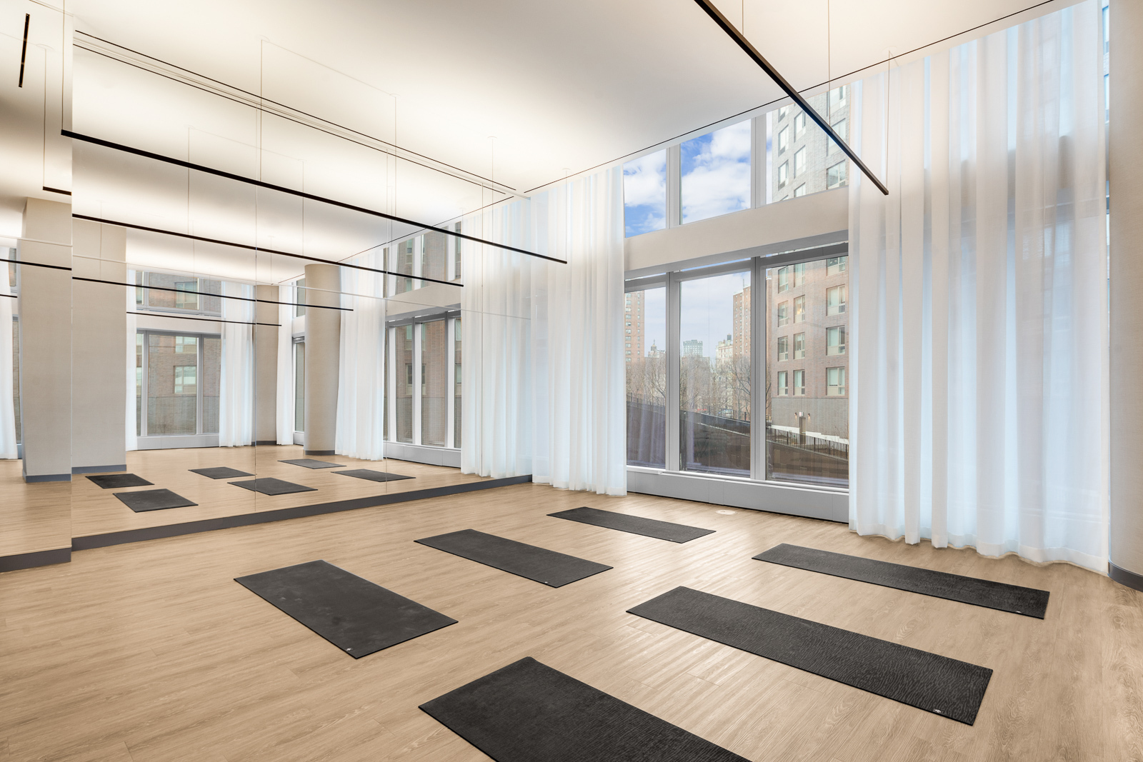 252 South Street, Unit 77J Manhattan, NY 10002 - Photo 37 of 52