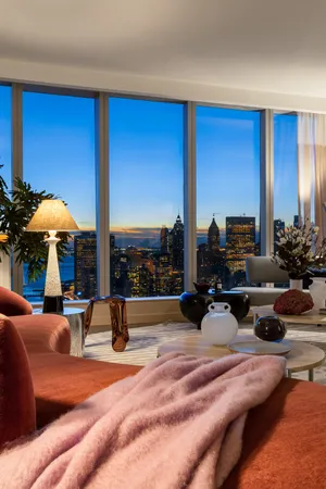 $6,450,000 | 252 South Street, Unit 77J | Two Bridges