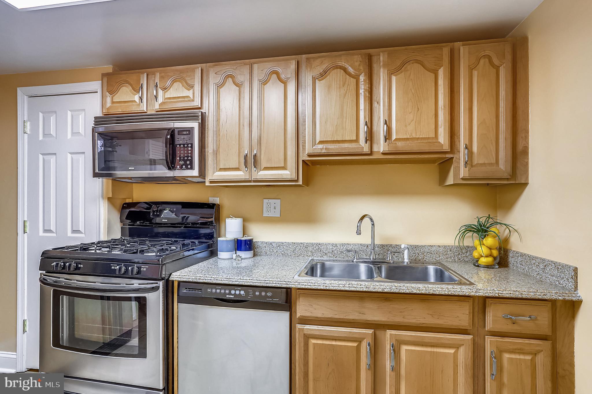 6818 Nashville Road Hyattsville, MD 20784 - Photo 37 of 40 Basement Kitchen