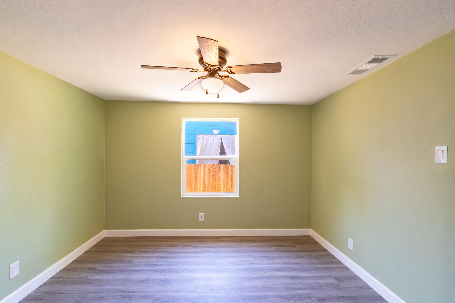 632 West 25th Street Merced, CA 95340 - Photo 16 of 37
