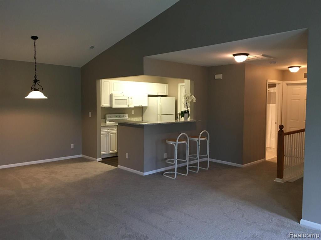 3609 Oakmonte Boulevard, Unit 36 Rochester, MI 48306 - Photo 2 of 20