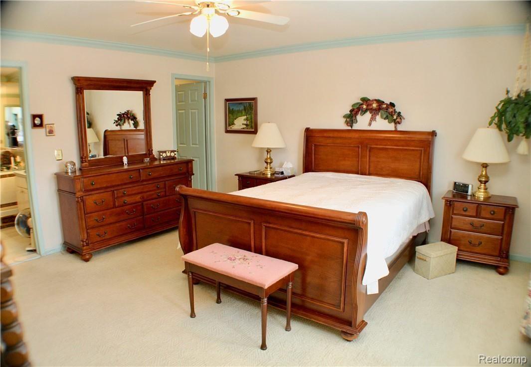 626 Shellbourne Drive Rochester, MI 48309 - Photo 15 of 21 IMG_0388.jpg