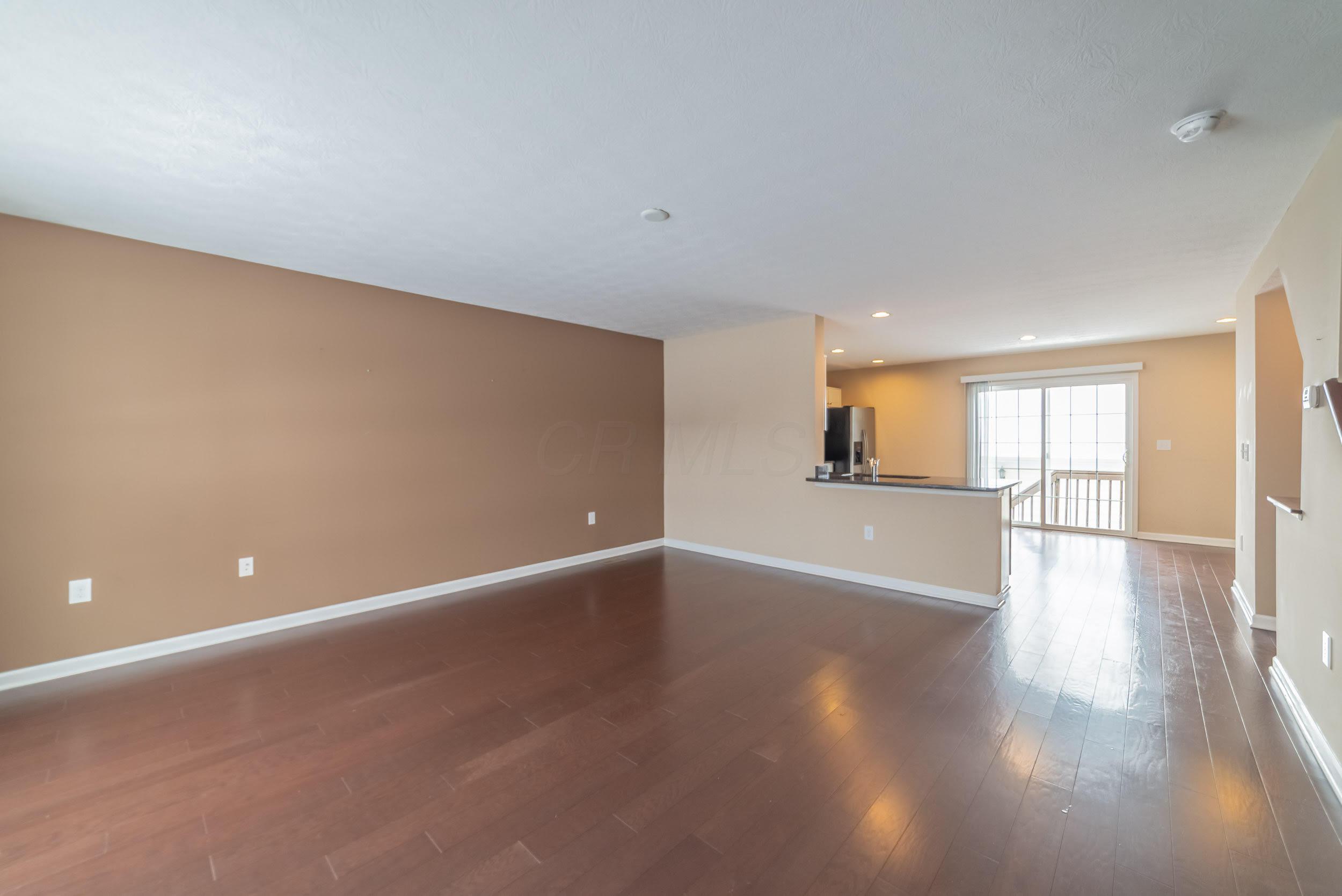 6177 Needletail Road, Unit 64617 Columbus, OH 43230 - Photo 4 of 33 Gallery Image 4
