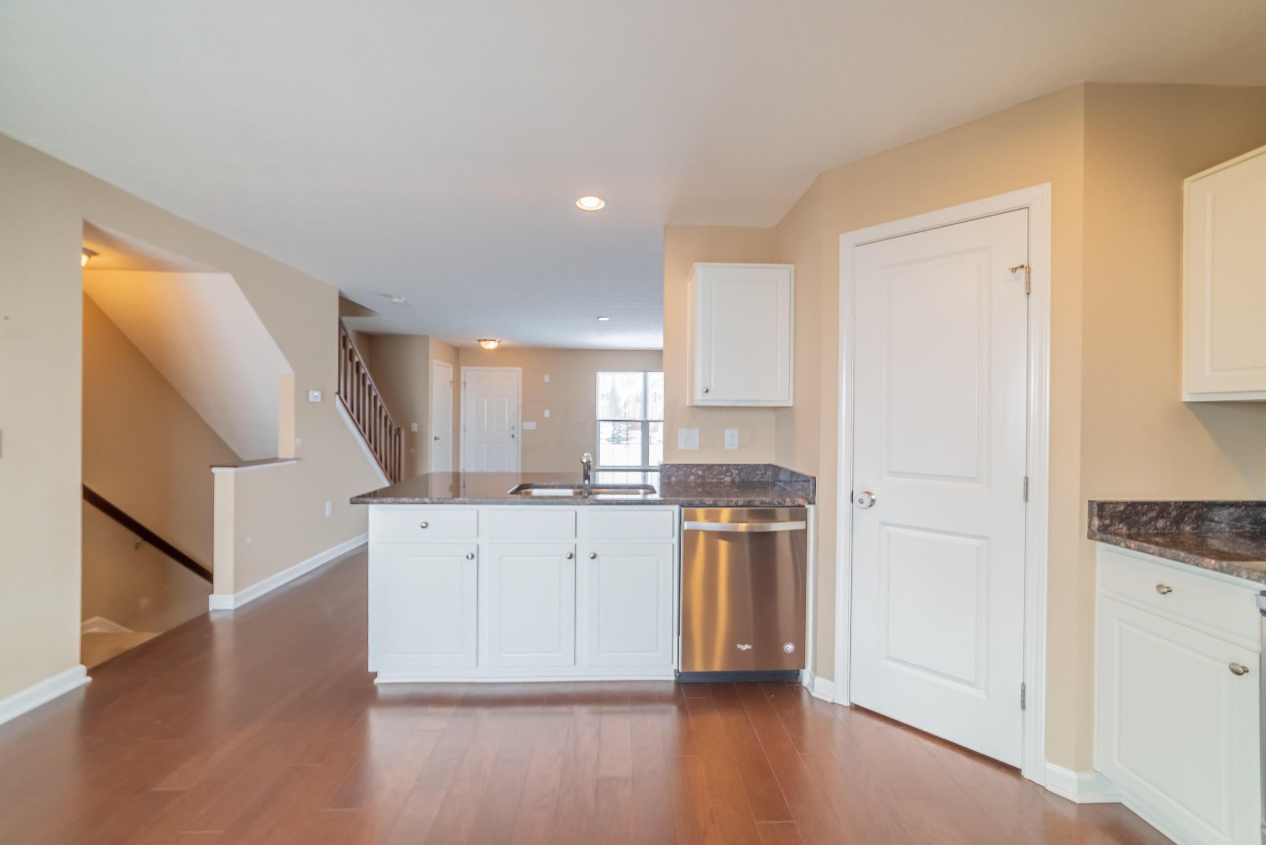 6177 Needletail Road, Unit 64617 Columbus, OH 43230 - Photo 9 of 33 Gallery Image 9