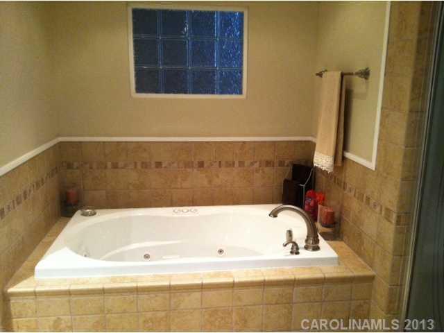 1103 Requa Road Cherryville, NC 28021 - Photo 4 of 16 Gallery Image 4