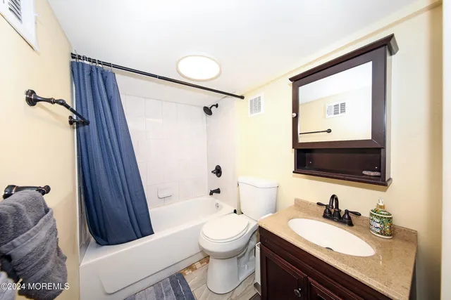 $3,500 | 16 Portland Road, Highlands, NJ 07732