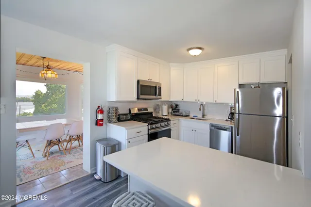 $3,500 | 16 Portland Road, Highlands, NJ 07732