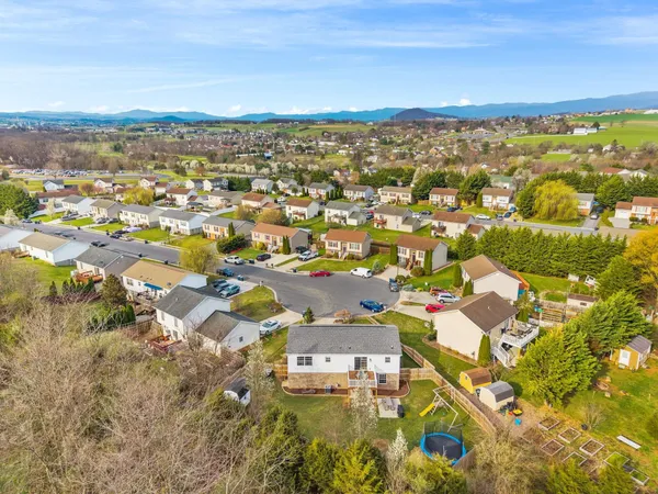 $425,000 | 190 Clara Court, Harrisonburg, VA 22802