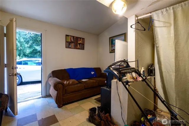 $750,000 | 12013 Southeast Kent-Kangley Road, Kent, WA 98030