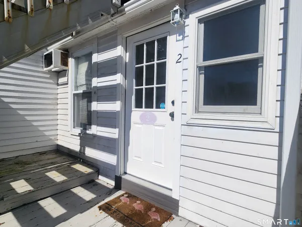 $1,300 | 2 Tolland Green, Unit 2, Tolland, CT 06084