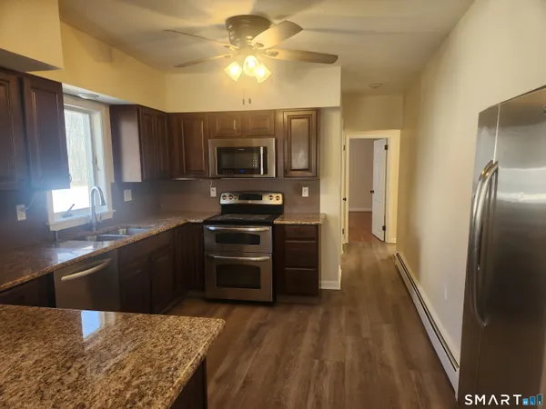 $1,300 | 2 Tolland Green, Unit 2, Tolland, CT 06084