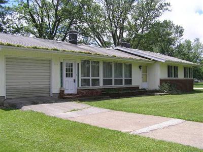 577 Riverside Drive Watervliet, MI 49098 - Photo 1 of 17 Primary Photo