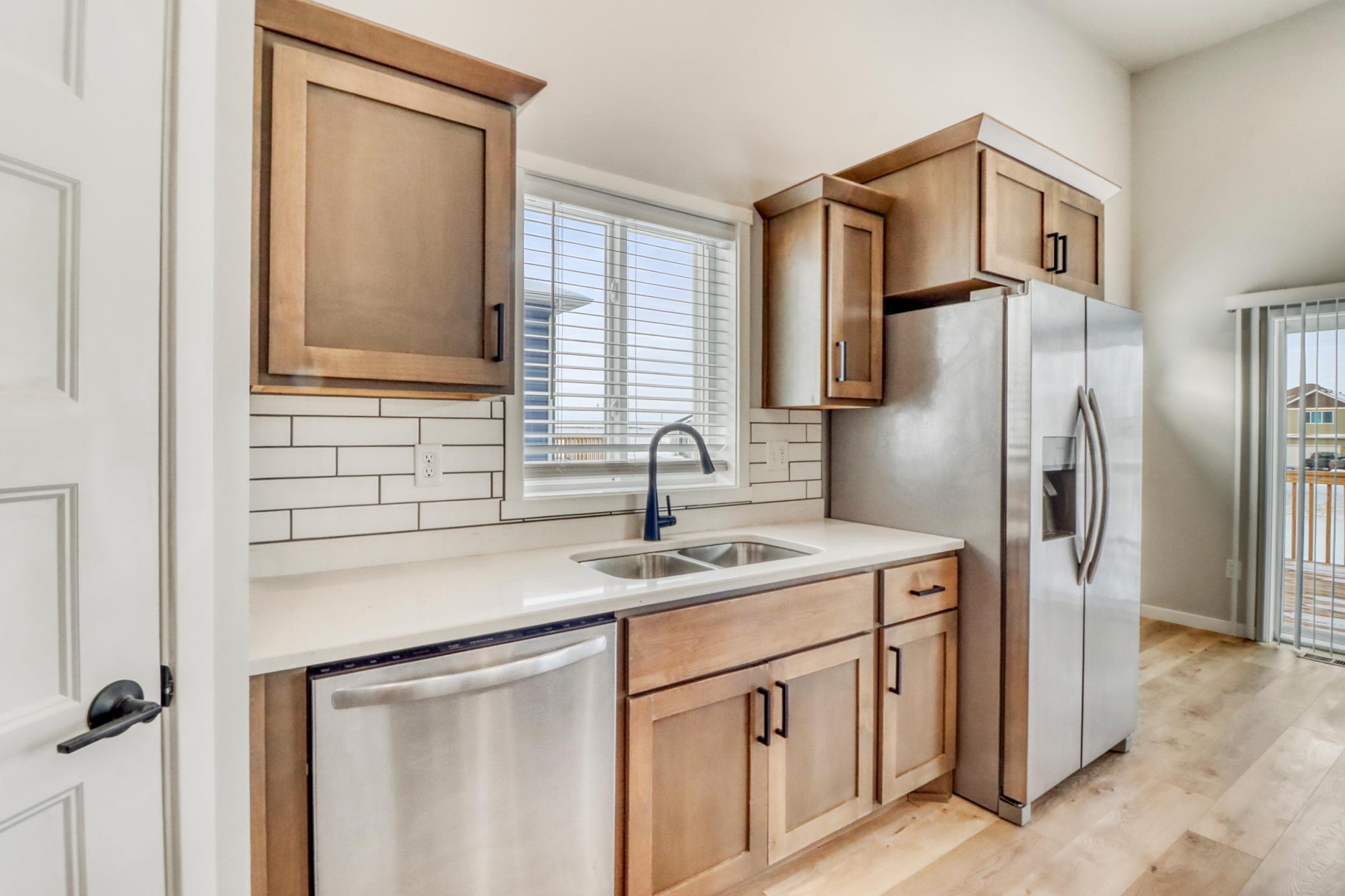 7345 27th Street South Fargo, ND 58104 - Photo 17 of 49