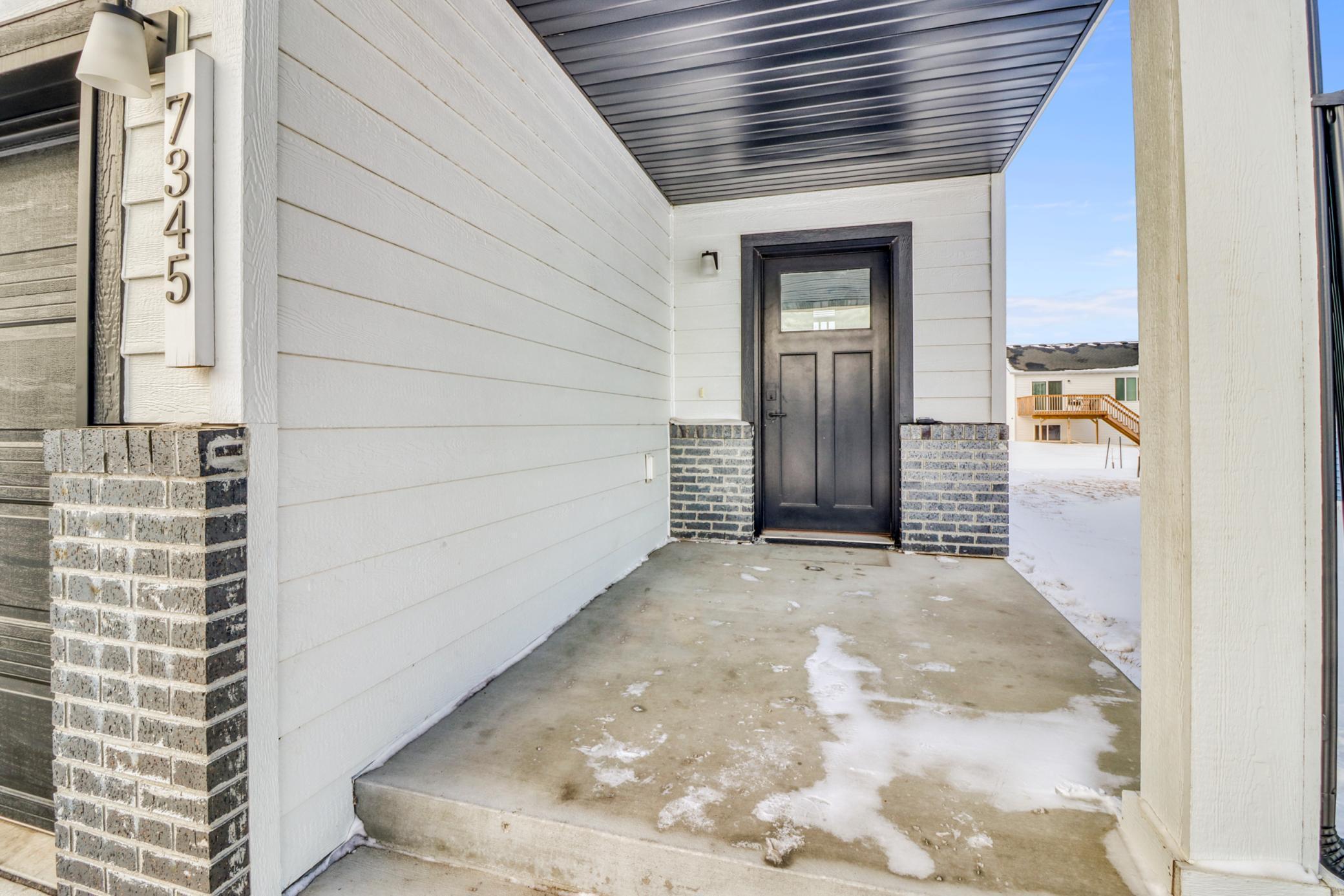 7345 27th Street South Fargo, ND 58104 - Photo 4 of 49