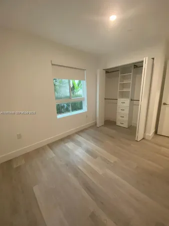 $3,000 | 2561 Northeast 193rd Street, Unit 1107, Miami, FL 33180