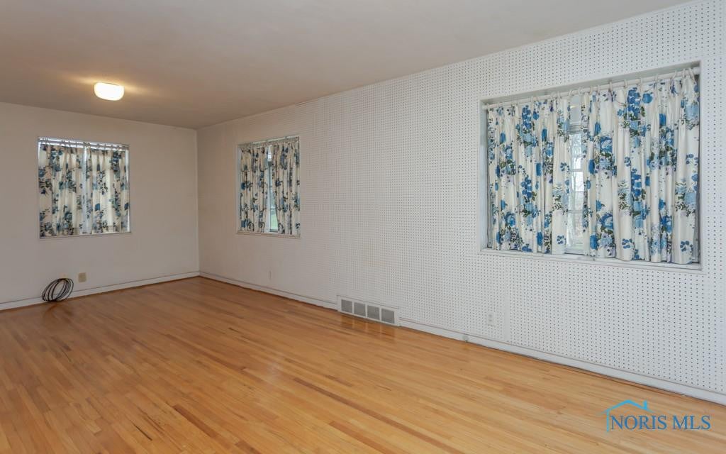 2001 Orchard Road Toledo, OH 43606 - Photo 37 of 46 Gallery Image 37