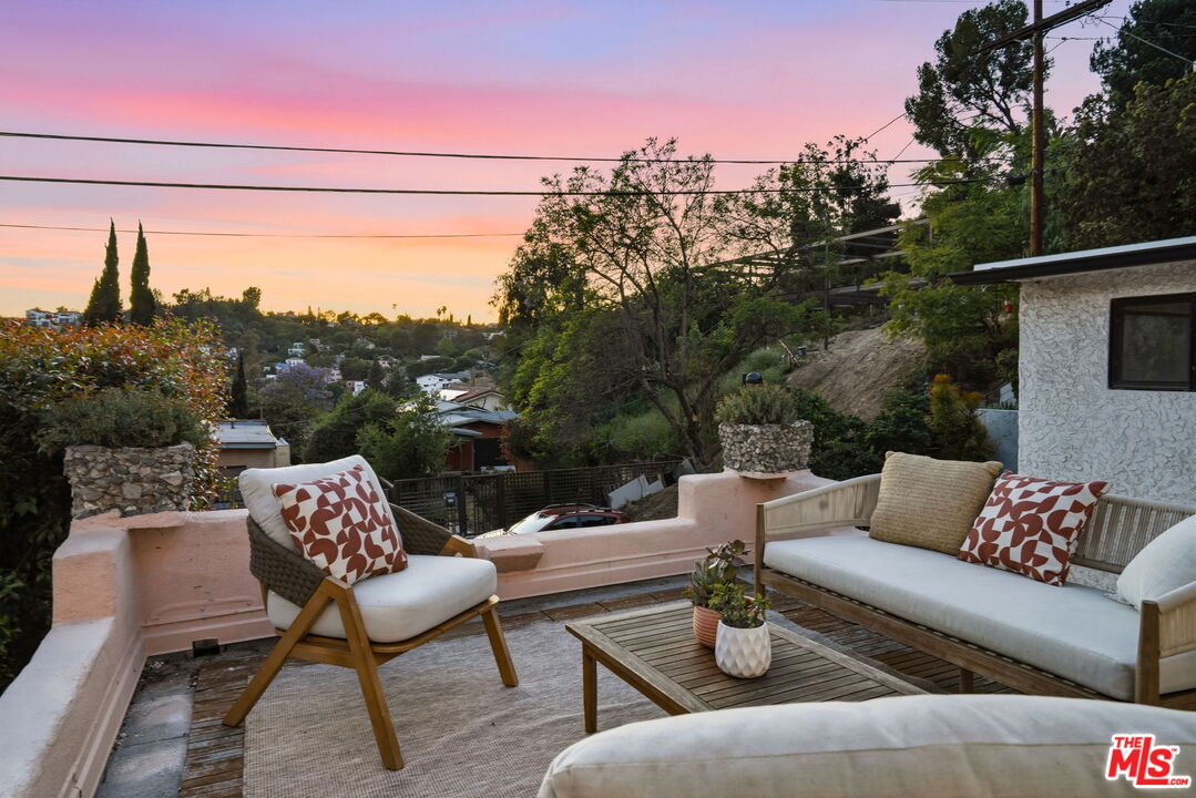 2354 Landa Street Los Angeles, CA 90039 - Photo 21 of 25