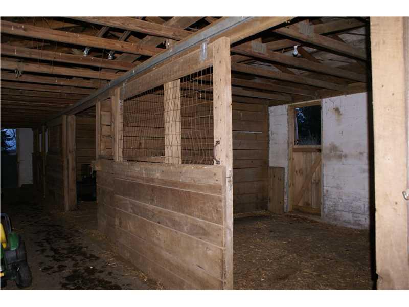 314 Mt Hope Ridge Road Claysville, PA 15323 - Photo 17 of 20 Stable/Barn.