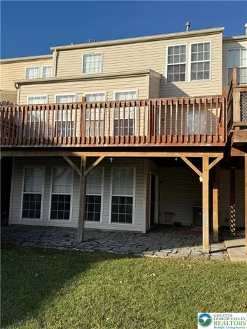 $2,400 | 4046 Clubhouse Court, Center Valley, PA 18034