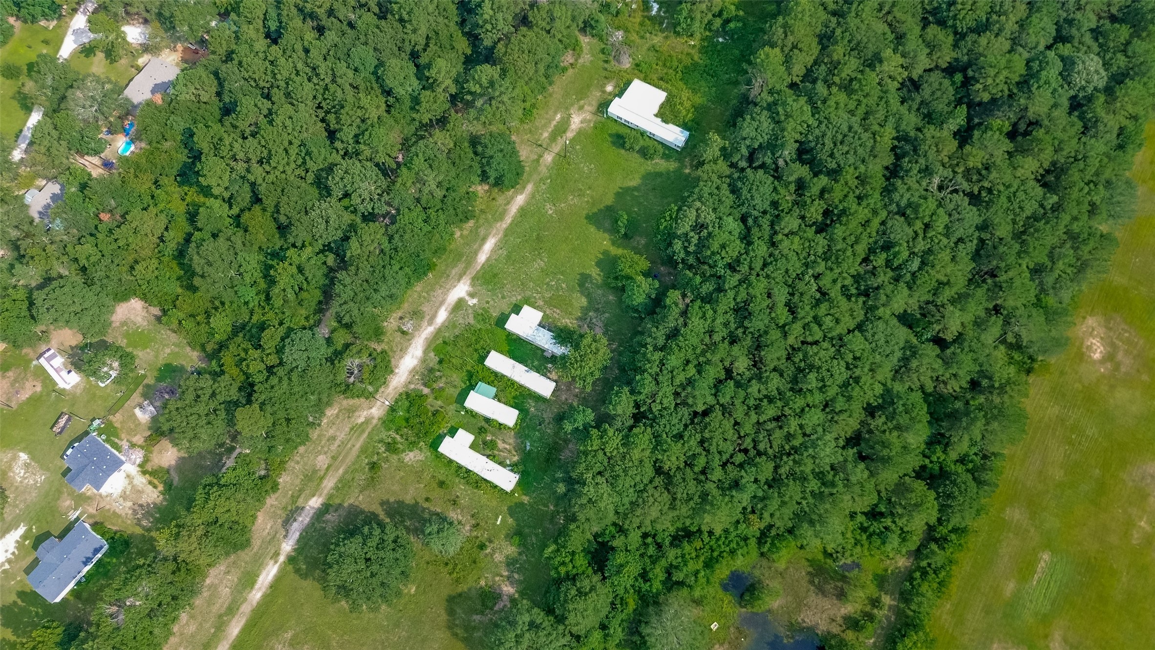 905 County Road 379 Cleveland, TX 77328 - Photo 2 of 11