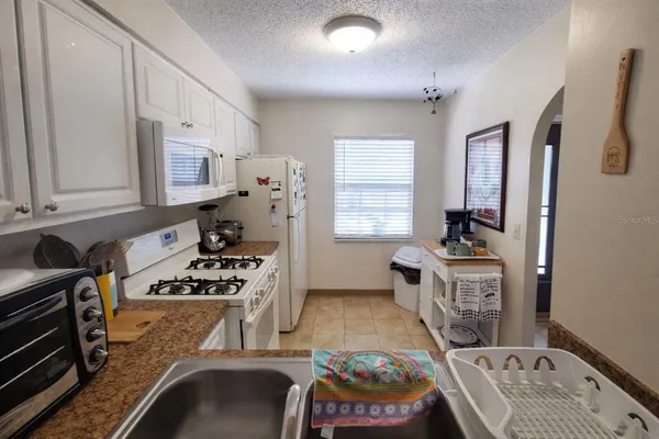 $1,300 | 1391 Mission Hills Boulevard, Clearwater, FL 33759