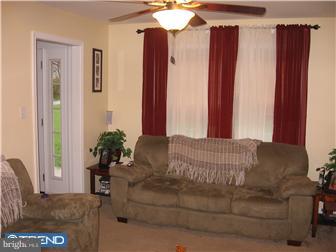 130 Lilly Road Honey Brook, PA 19344 - Photo 3 of 12 Dining Room