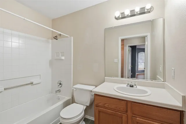 $1,700 | 700 Riverway Lane, Leander, TX 78641