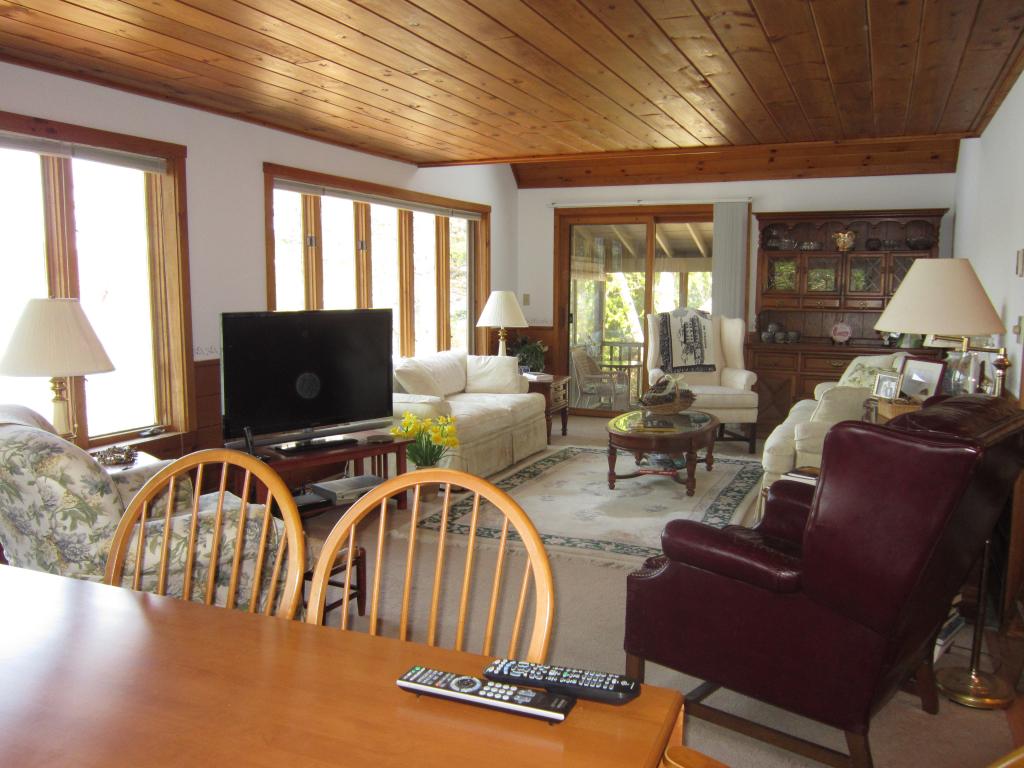 237 Point Road Wakefield, NH 03830 - Photo 15 of 28